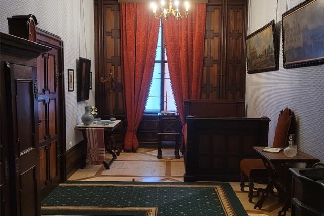 Hrádek u Nechanic - pokoj komorníka po rekonstrukci